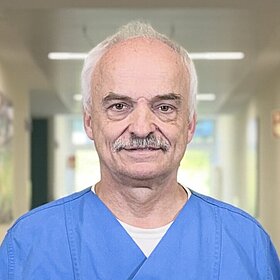Oberarzt Dr. med. Dittmar Freiherr Grote