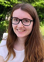 Portrait: Gesundheits- und Krankenpflegerin Laura Koch Portrait: Gesundheits- und Krankenpflegerin Laura Koch