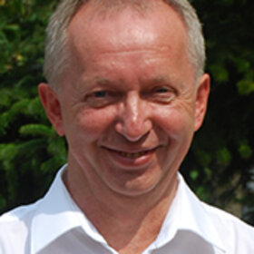Krankenpflegehelfer Josef Dumalski