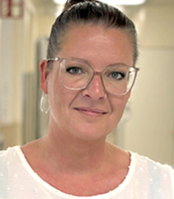 Chefarztsekretärin Verena Jovanovic