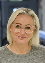 Portrait: Sekretärin Katja Gutjahr Portrait: Sekretärin Katja Gutjahr