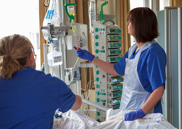 Behandlungsschwerpunkt Intensivmedizin Behandlungsschwerpunkt Intensivmedizin