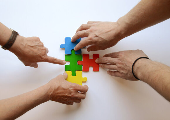 Behandlung von Menschen mit Abhängigkeitserkrankungen Behandlung von Menschen mit Abhängigkeitserkrankungen