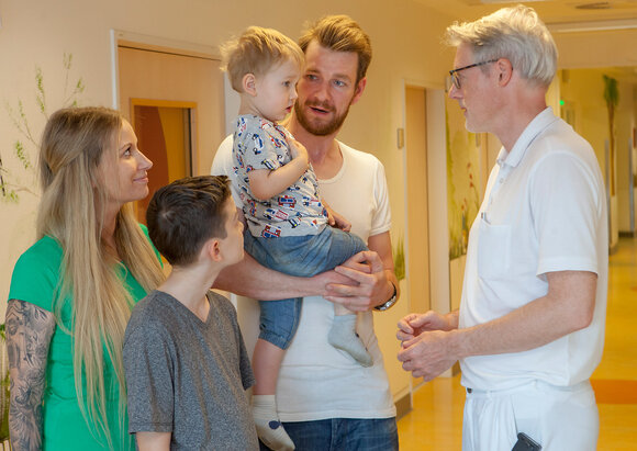 Klinik für Kinder- und Jugendmedizin, Neonatologie und Pädiatrische Intensivmedizin