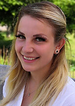 Portrait: Altenpflegerin Lawinia Lass Portrait: Altenpflegerin Lawinia Lass