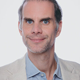 Leitender Oberarzt Dr. med. Henning Vieker