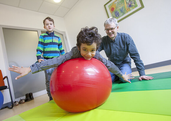 Behandlungsschwerpunkt Kinderphysiotherapie Behandlungsschwerpunkt Kinderphysiotherapie
