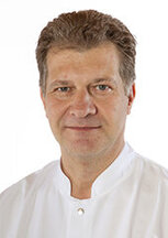 Portrait: Oberarzt Dr. med. Juri Petuchow