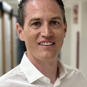 Chefarzt Priv.-Doz. Dr. med. Tim Kl&uuml;ter