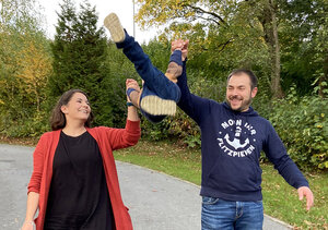 Henry mit seinen Eltern