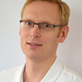 Oberarzt Dr. med. Daniel Hinck