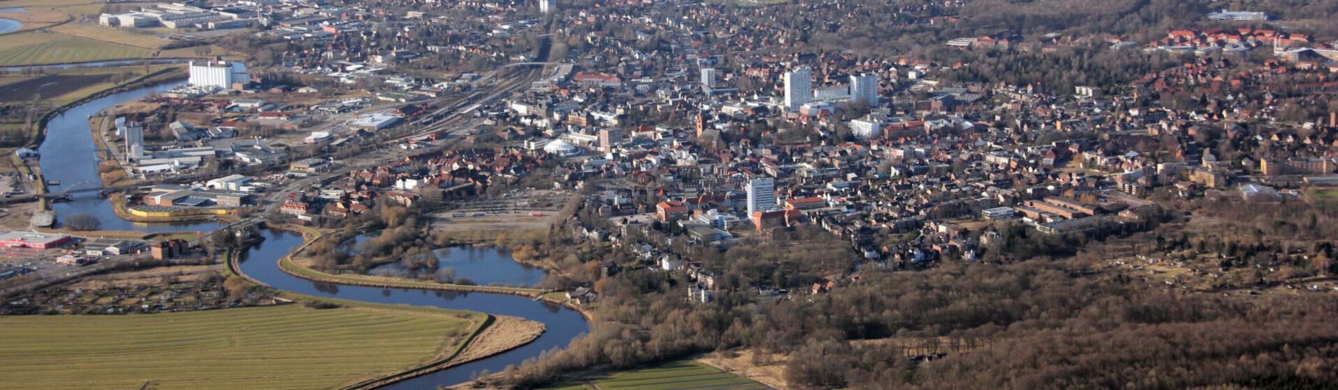 Itzehoe von oben mit Störschleife